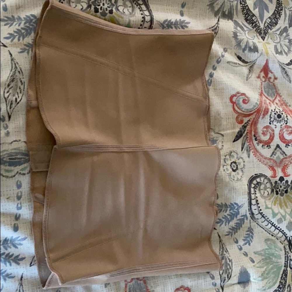 Squeem - Picture 4 of 5